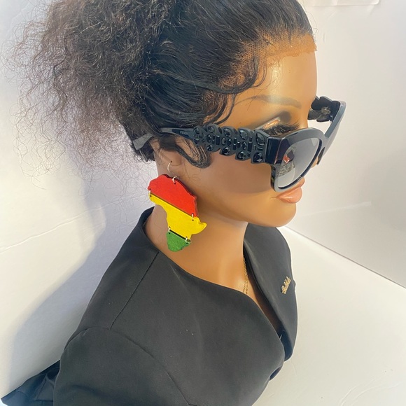 New Authentic New Runway Limited Edition Fendi  Ladies Sunglasses - Picture 6 of 11